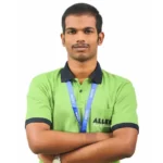 JEE Main 2025 टॉपर ओम प्रकाश: बिना फोन 300/300 स्कोर